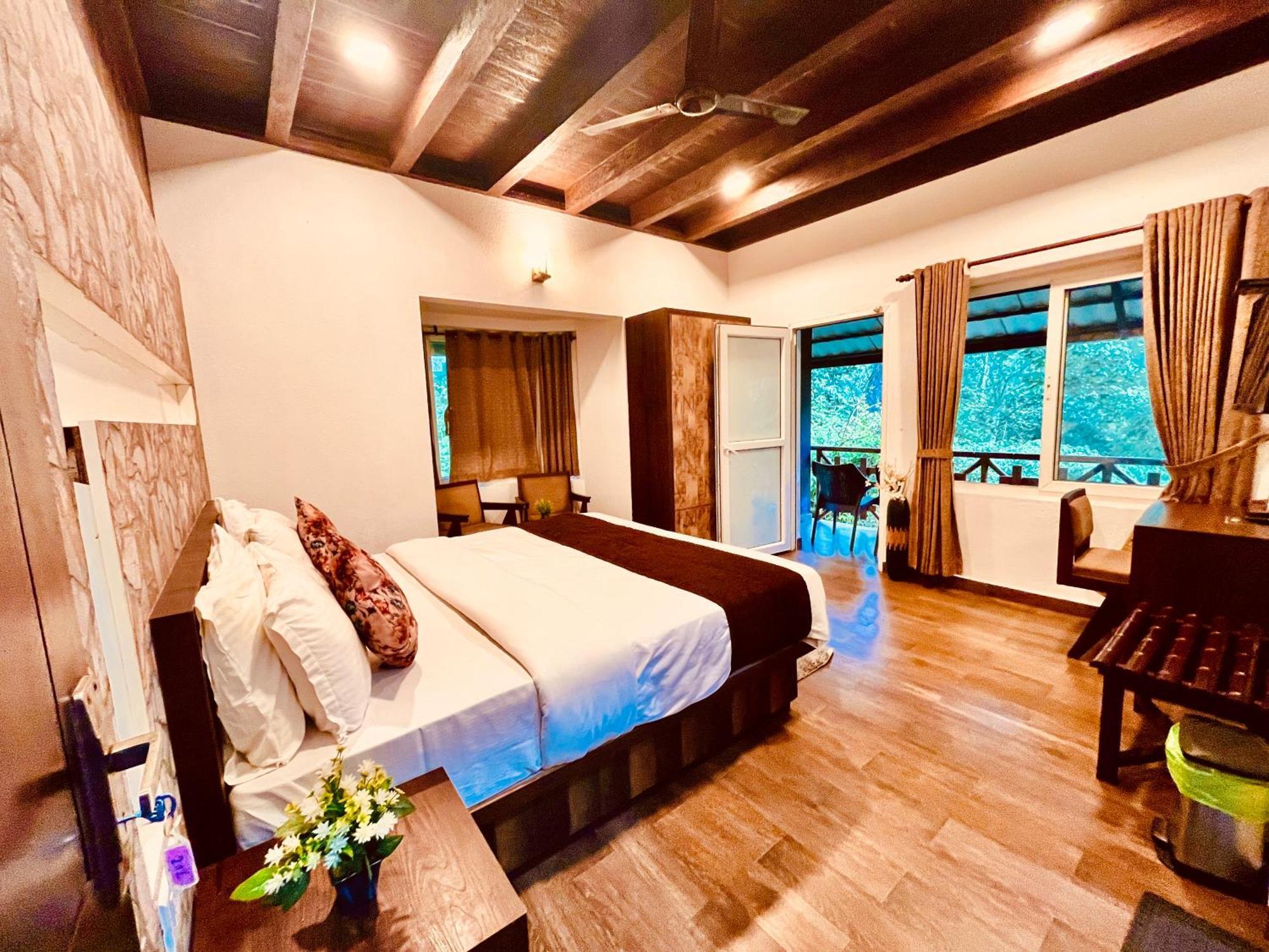 Munnar Tea Estate Cottage And Resort - Away From City Hustle Bagian luar foto